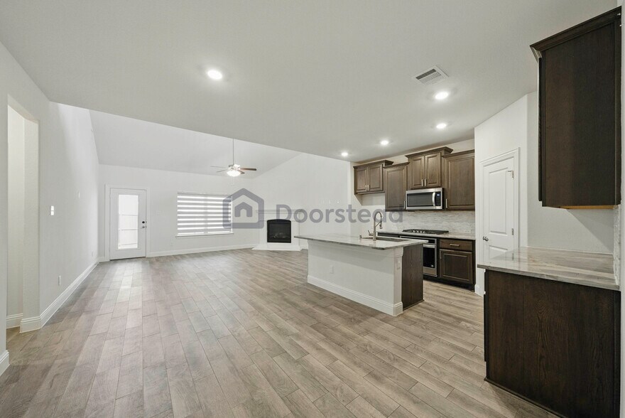 Building Photo - 9578 Kavik St