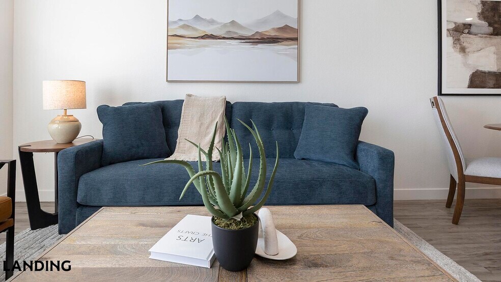 Building Photo - 1760 S Crismon Rd