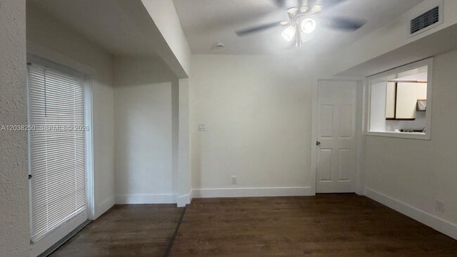 Building Photo - 2580 NW 62nd Ave