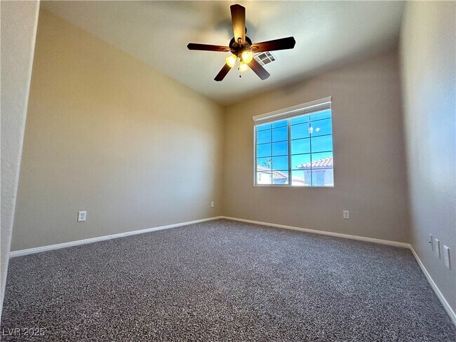 Building Photo - 3786 Corpolo Ave