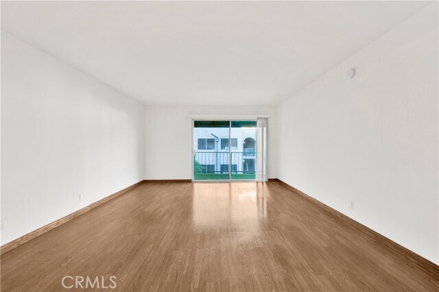 Building Photo - 5460 White Oak Ave