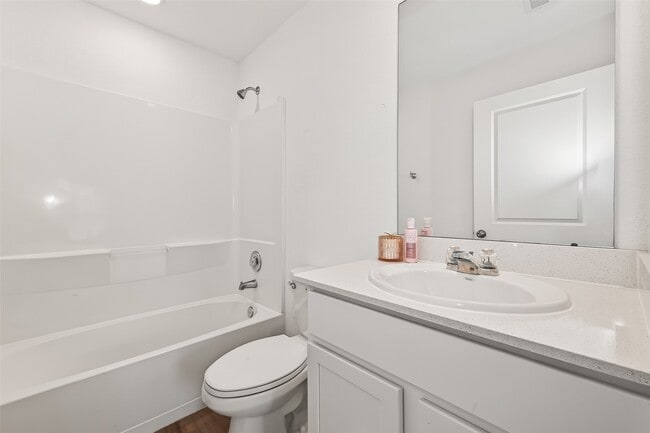 Building Photo - 7642 Terania Mdw Ln