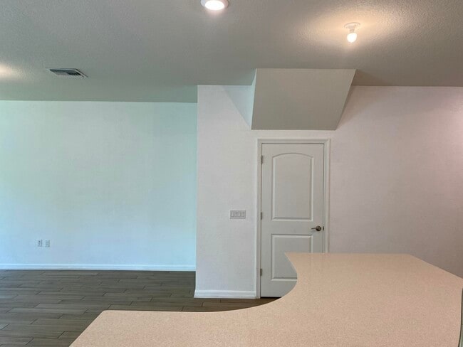 Building Photo - 8295 Catria Ln