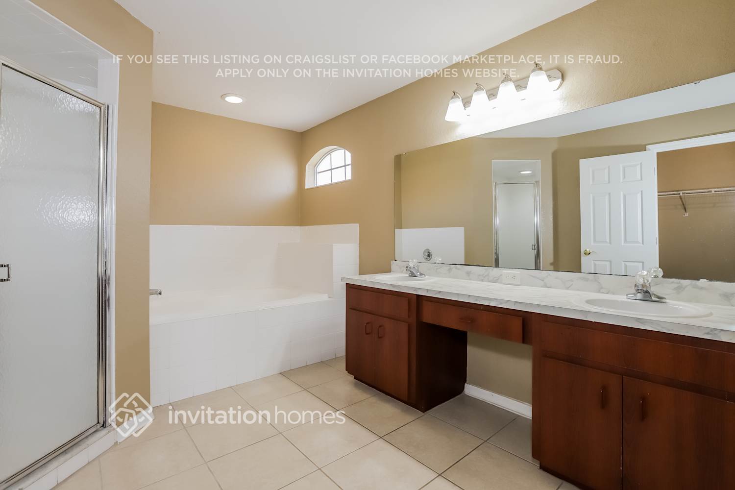 Building Photo - 6678 Chianti Ave