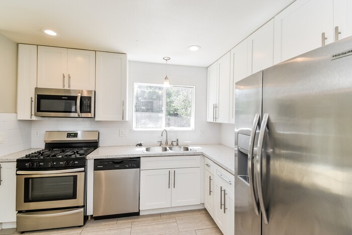 Building Photo - 151 Harvard St