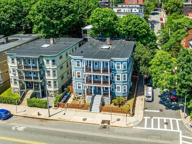 Building Photo - 159 South St