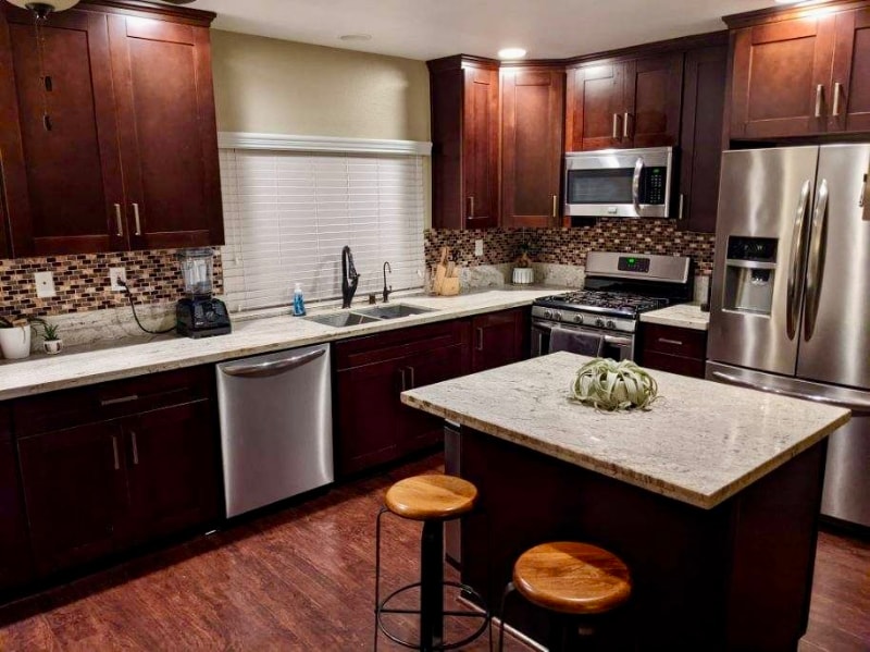 Building Photo - 2126 Shoreview Pl