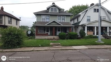 Building Photo - 1715 Wyoming St