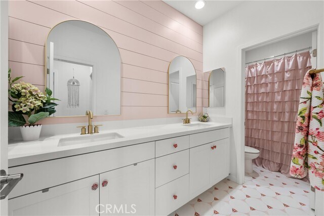 Building Photo - 28516 Songbird Way