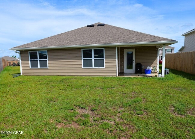 Building Photo - 120 Tiller Dr