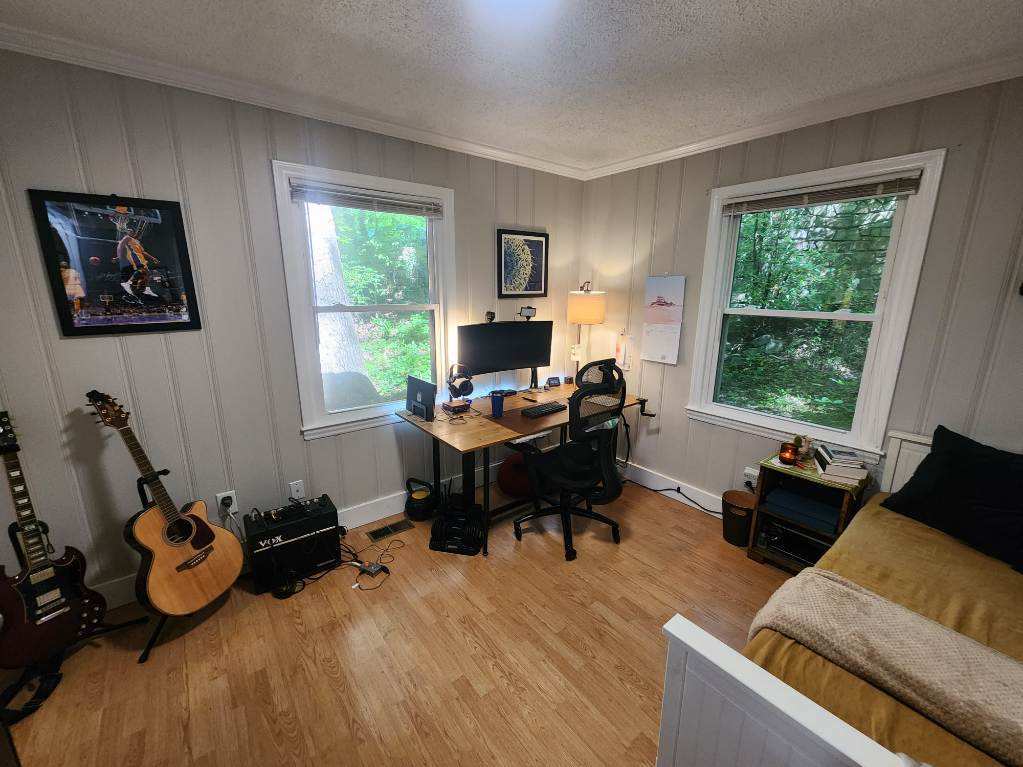 Building Photo - 505 Pine Bluff Trl