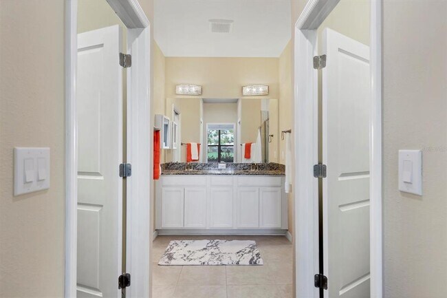 Building Photo - 13703 Messina Loop