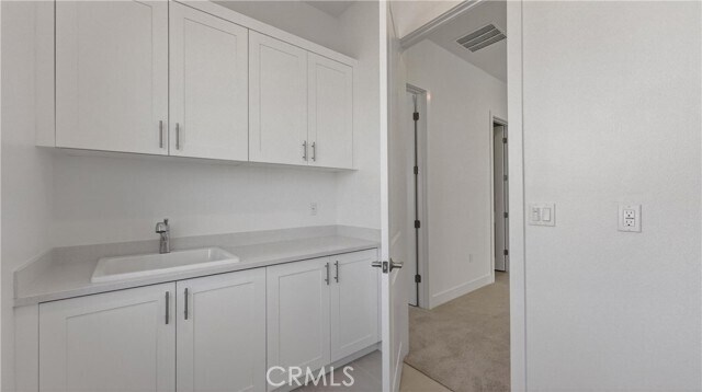 Building Photo - 107 Pansy