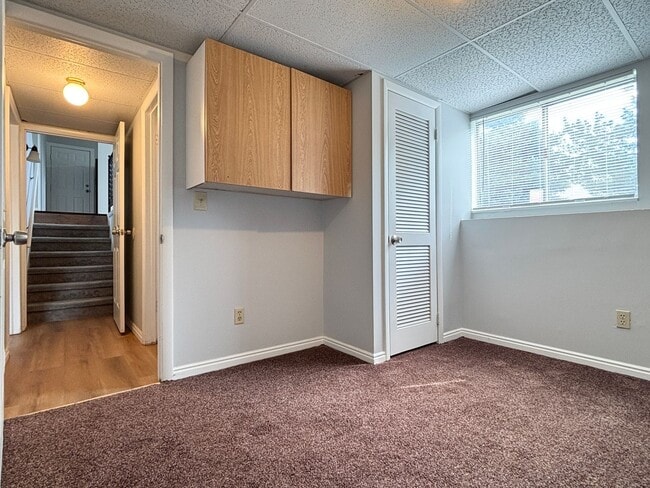 Building Photo - Cozy Home with New Paint & Flooring!