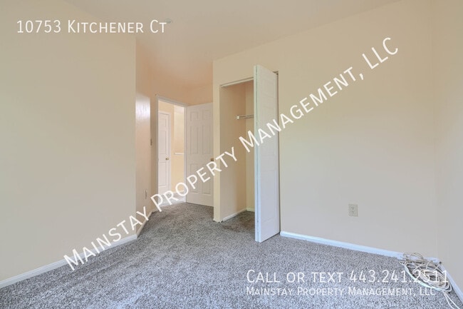 Building Photo - 10753 Kitchener Ct