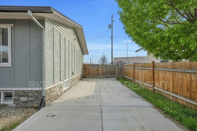 Building Photo - 202 S Middleton Rd