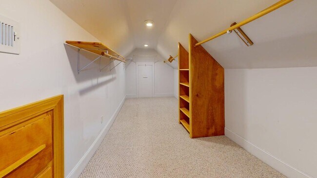 Building Photo - The Heart of Downtown