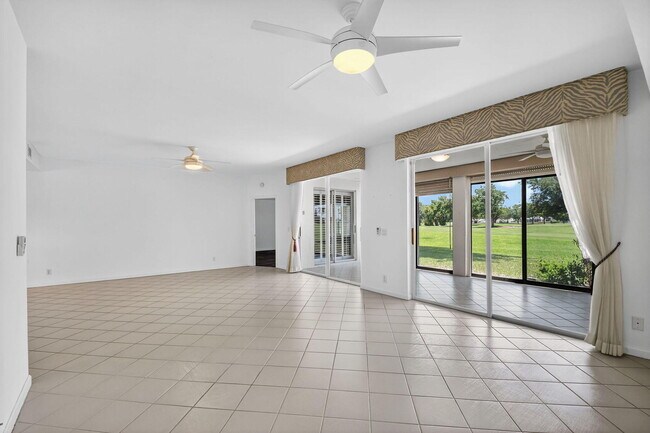 Building Photo - 11570 Briarwood Cir