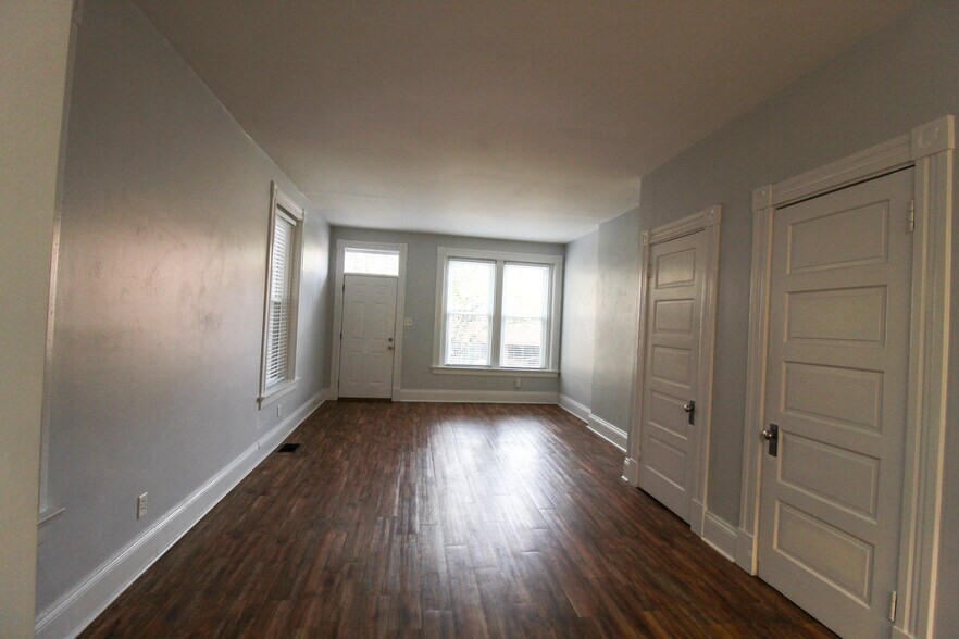Living Room/Entry to Apartment - 421 Hopkins St