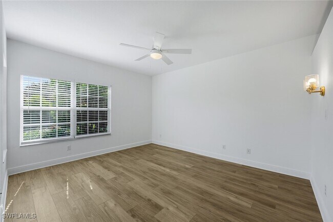 Building Photo - 6812 Satinleaf Rd S