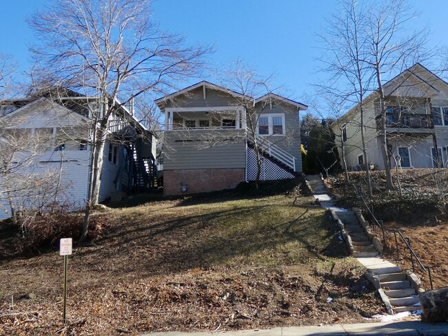 Building Photo - 1920s Craftsman Bungalow in Norwood Park -...