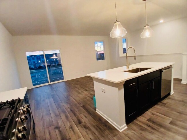 Building Photo - 4347 Chelsea Mnr Cir
