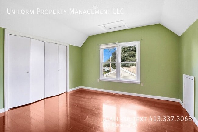 Building Photo - 15 Paradise St