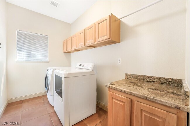 Building Photo - 742 Barnegat Bay St