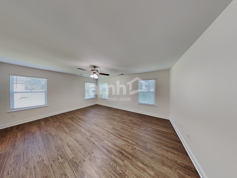 Building Photo - 110 Oscar Ct