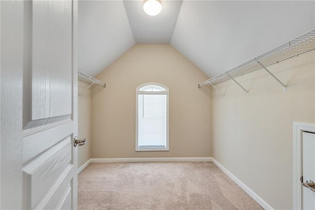 Building Photo - 270 Woods Creek Dr