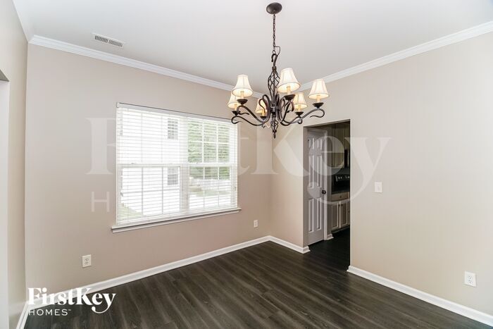 Building Photo - 12200 Palomar Dr