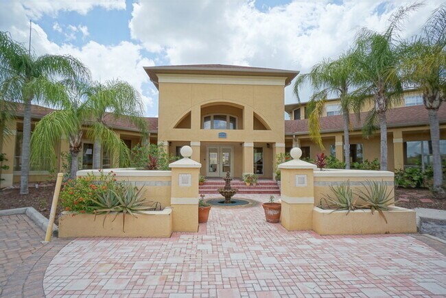 Building Photo - Beautiful 2-Bedroom, 2-Bathroom Condominiu...