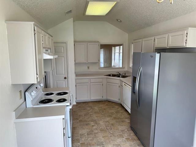Building Photo - 8504 Willow Creek Ct