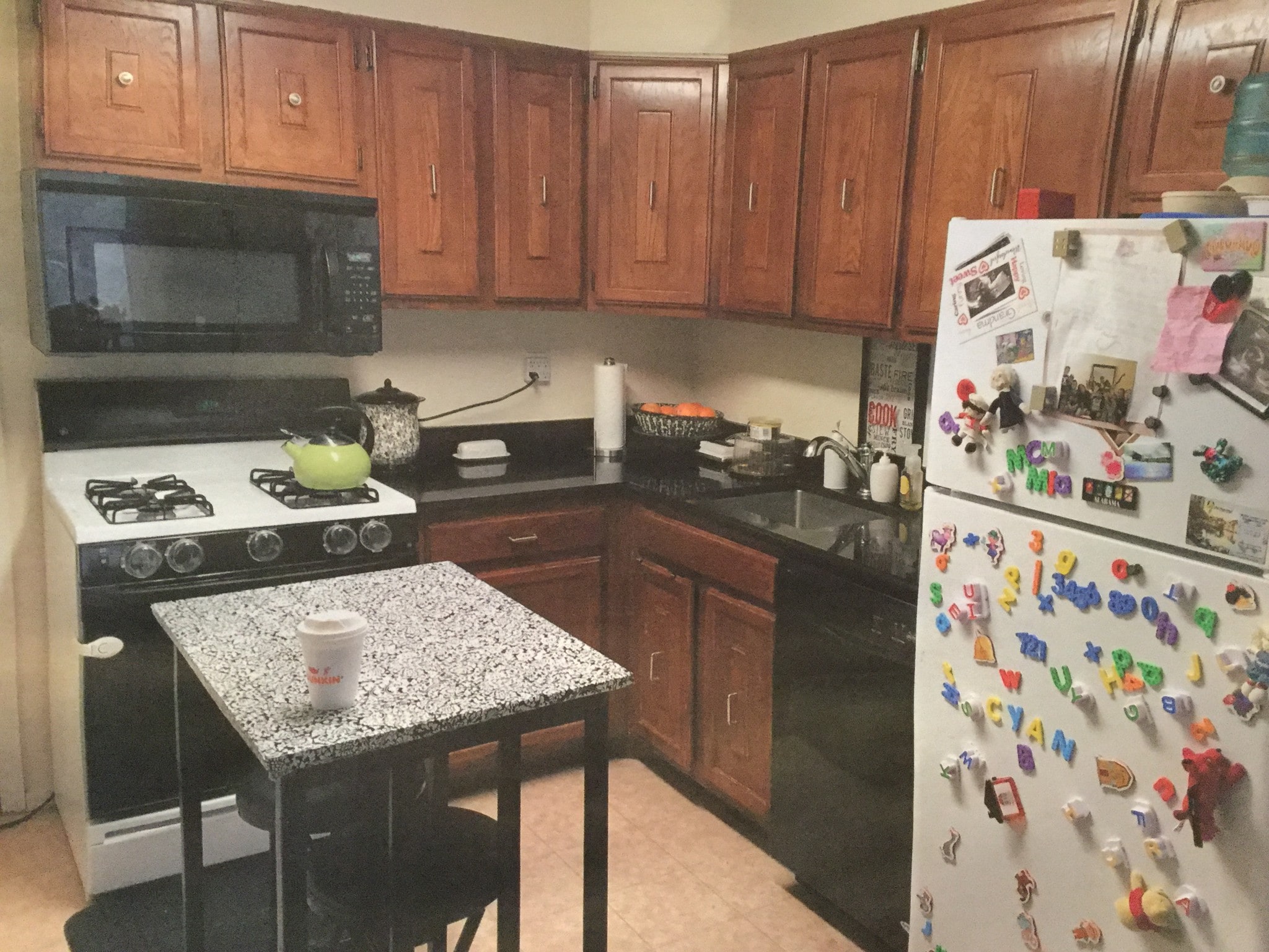 Kitchen - 322 Woodland Ct