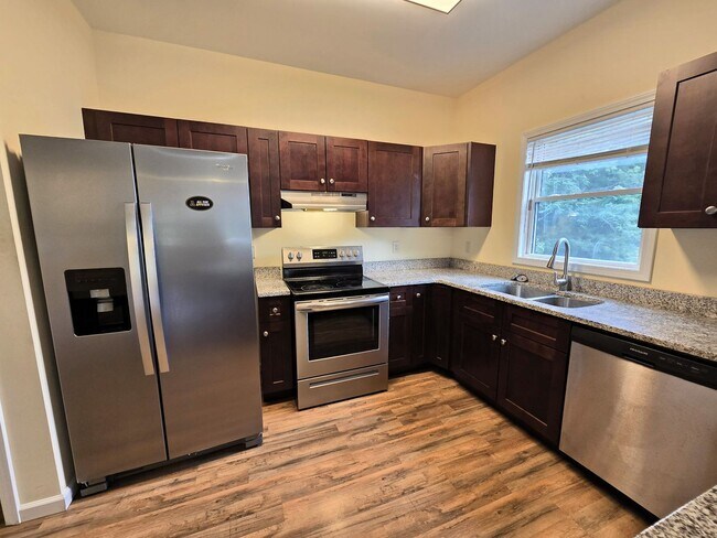 Building Photo - 1232 Highland Hall Rd