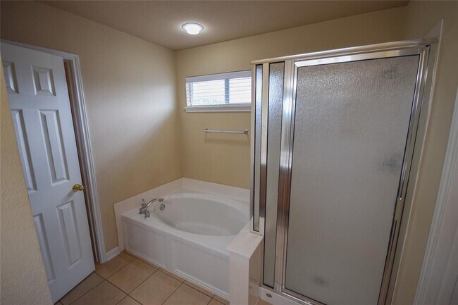 Building Photo - 2730 Granite Creek Dr