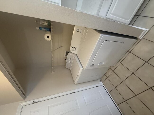 Building Photo - 260 McKendree Ln