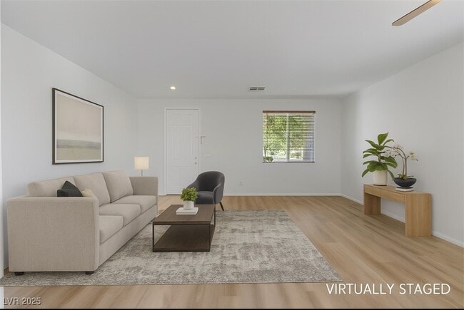 Building Photo - 4905 Apache Valley Ave