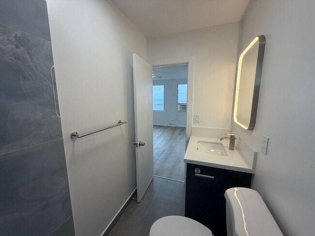 Building Photo - 509 Kawainui St