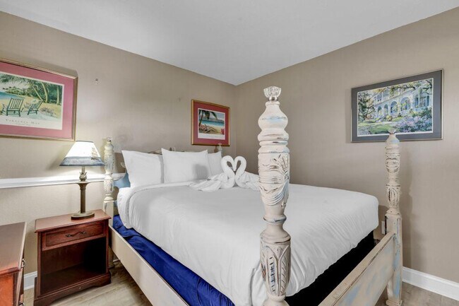 Building Photo - 1700 N Ocean Blvd