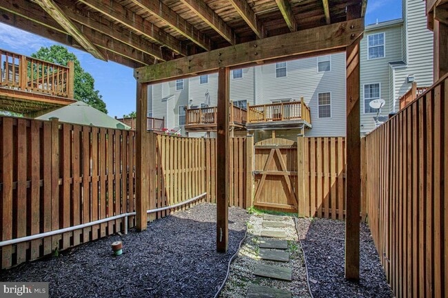 Building Photo - 1210 Needham Ct
