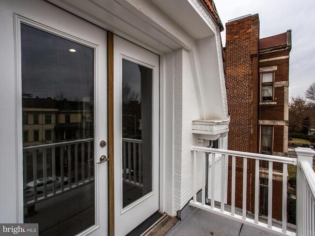 Building Photo - 1234 Euclid St NW