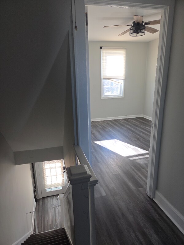 Building Photo - 344 E Milton Ave