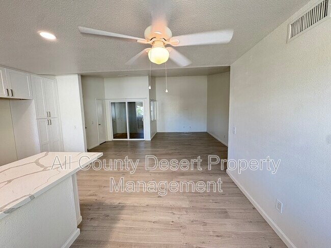 Building Photo - 33687 Whispering Palms Trail