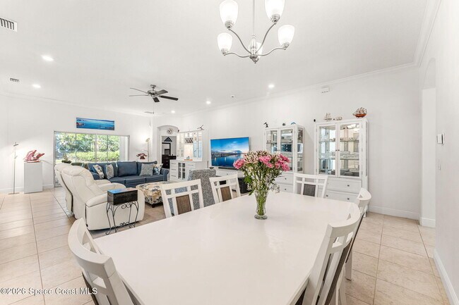 Building Photo - 6435 Montserrat Dr