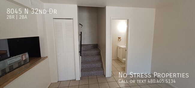 Building Photo - 2 Bed Town Home at 35th Ave and Northern!