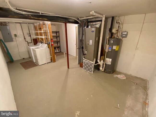 Building Photo - 120 Langdon Farm Cir