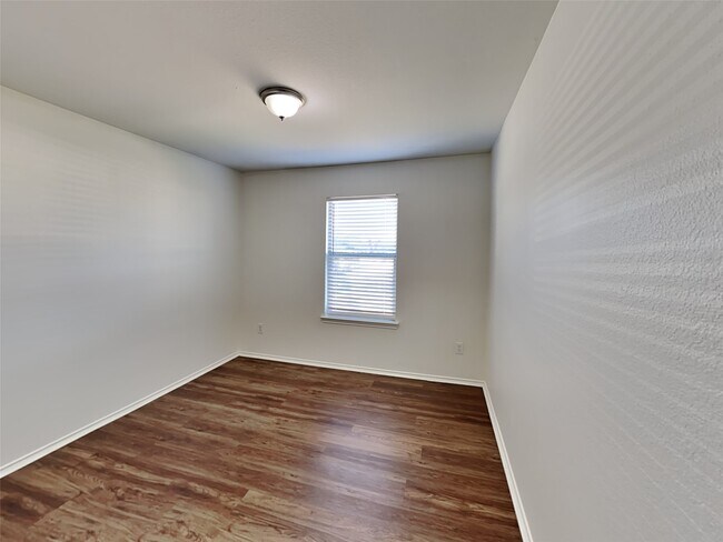 Building Photo - 20930 Baronsledge Ln