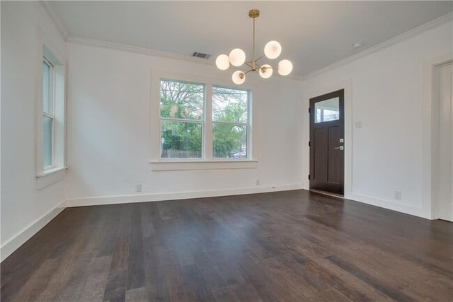 Building Photo - 4500 Avenue H