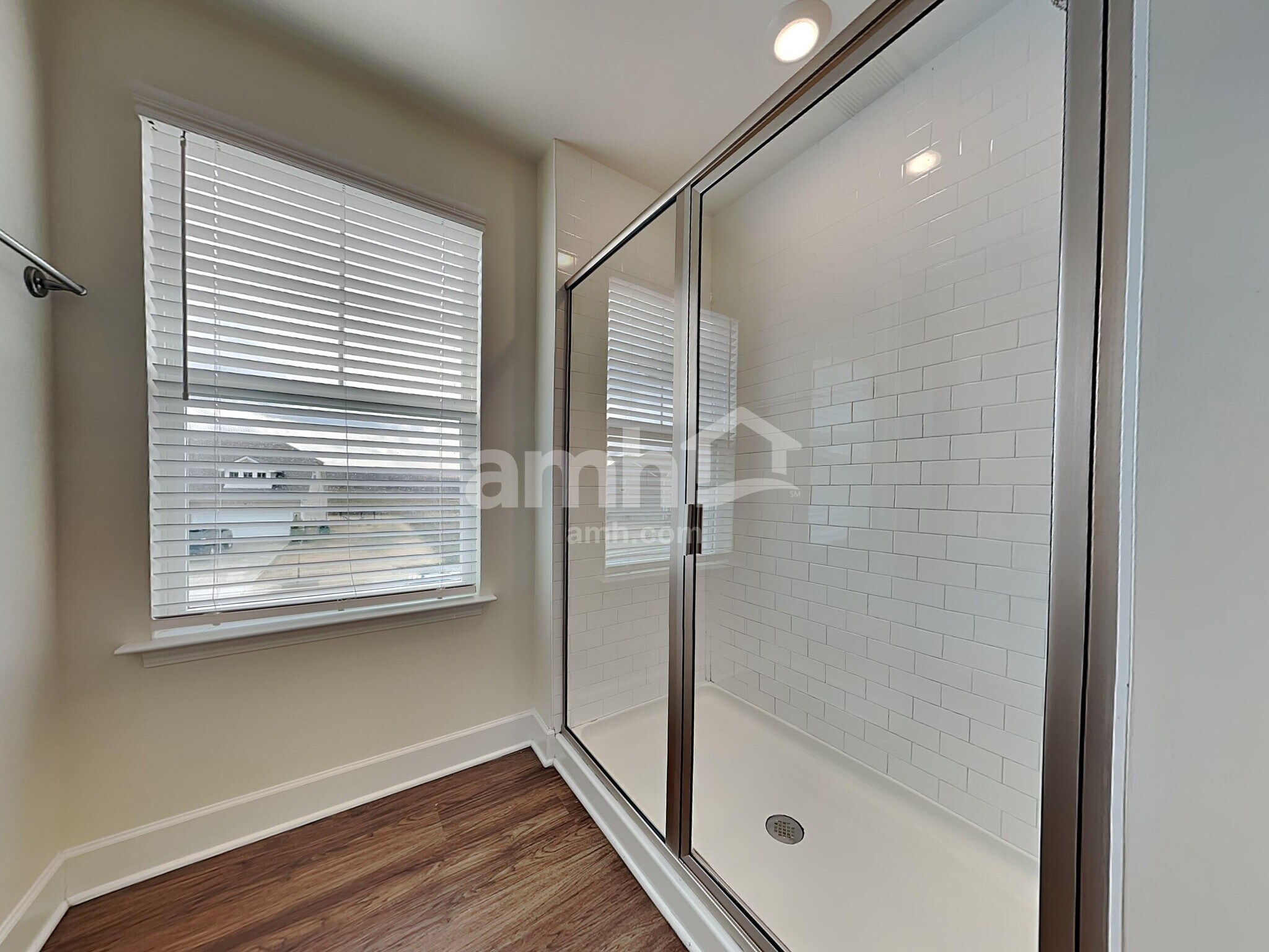 Building Photo - 4336 Longfellow Dr